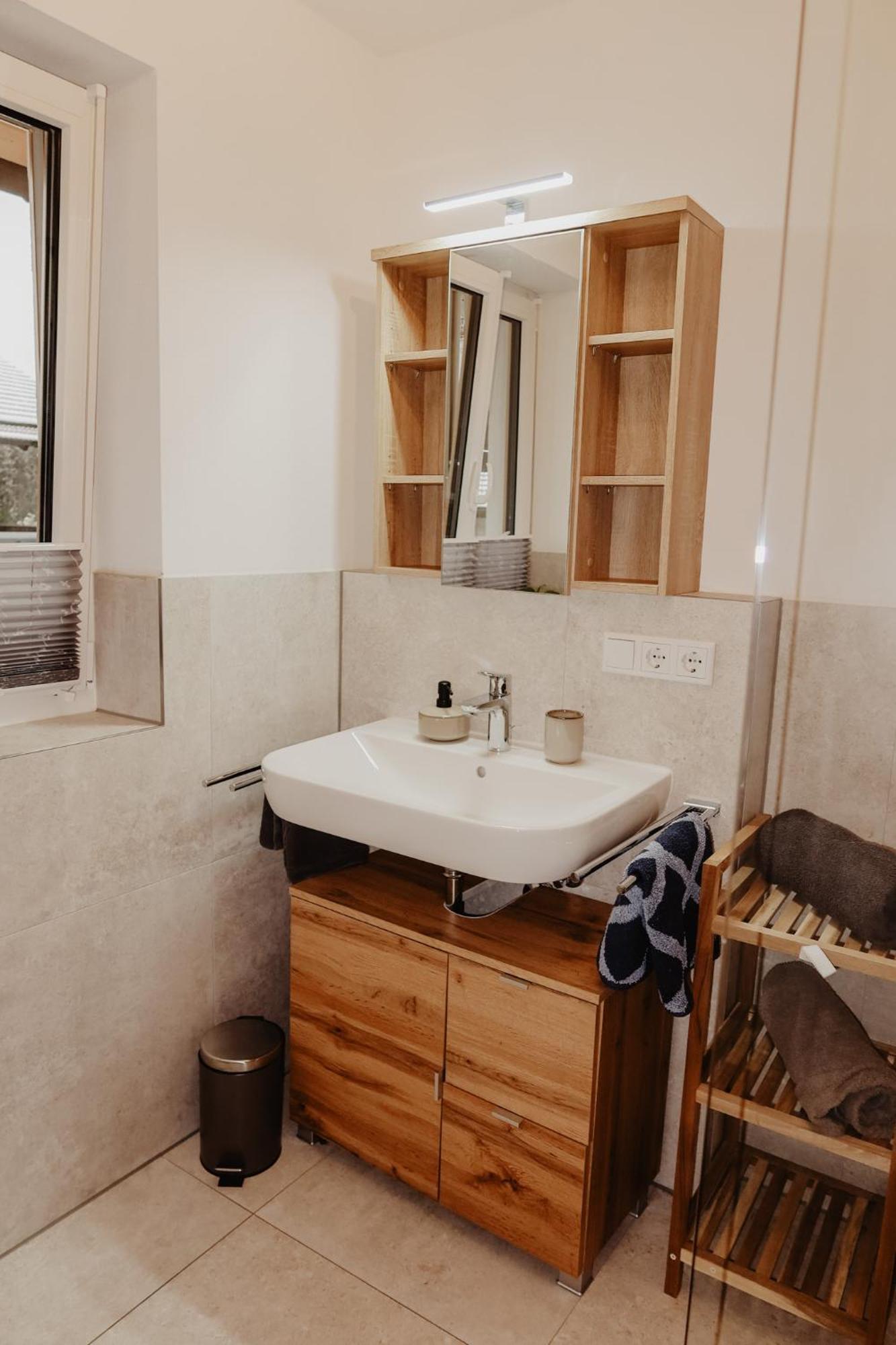 Ferienwohnung/Arbeiterwohnung Kampenwand โรห์ดอร์ฟ ภายนอก รูปภาพ