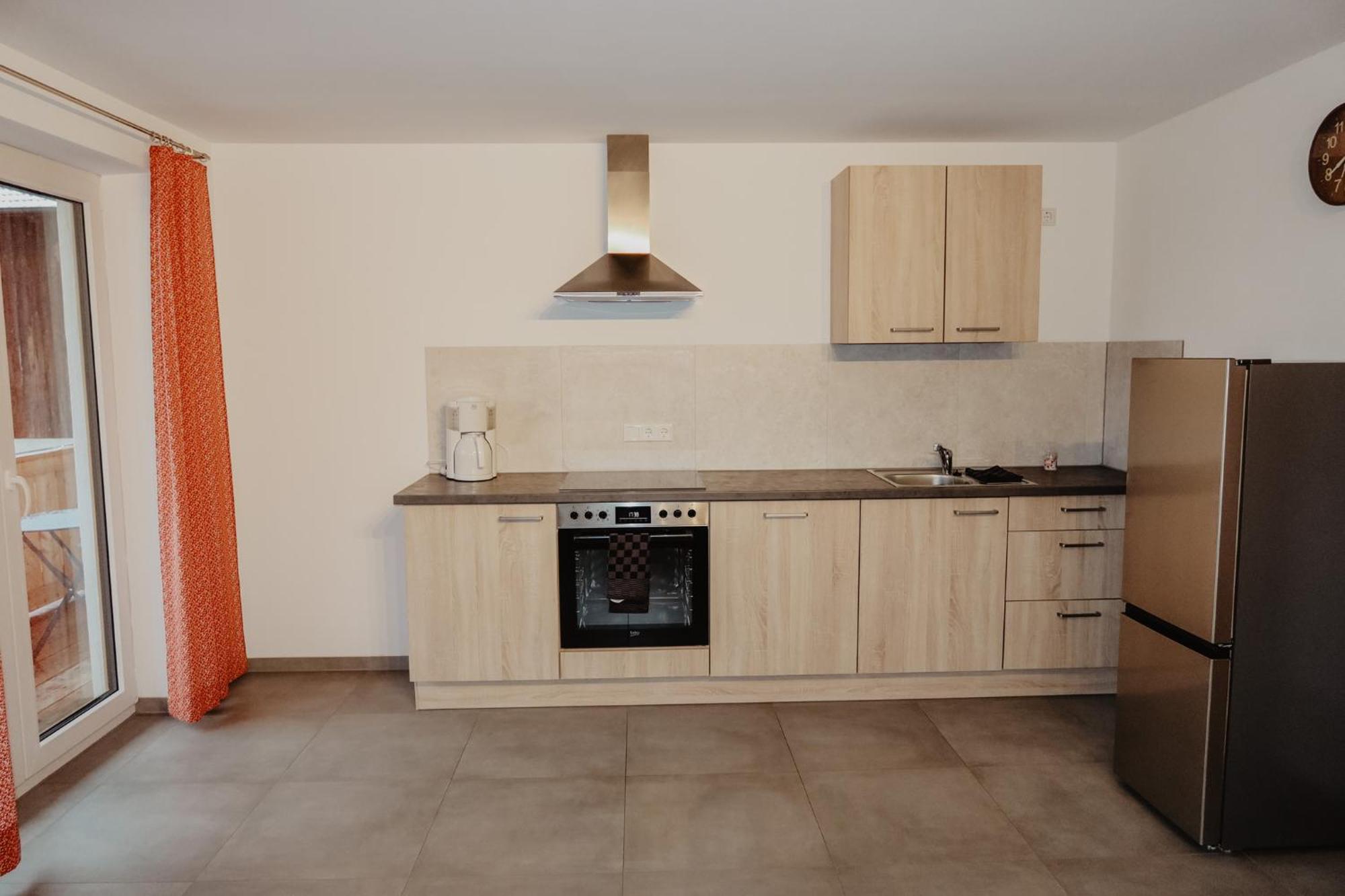 Ferienwohnung/Arbeiterwohnung Kampenwand โรห์ดอร์ฟ ภายนอก รูปภาพ