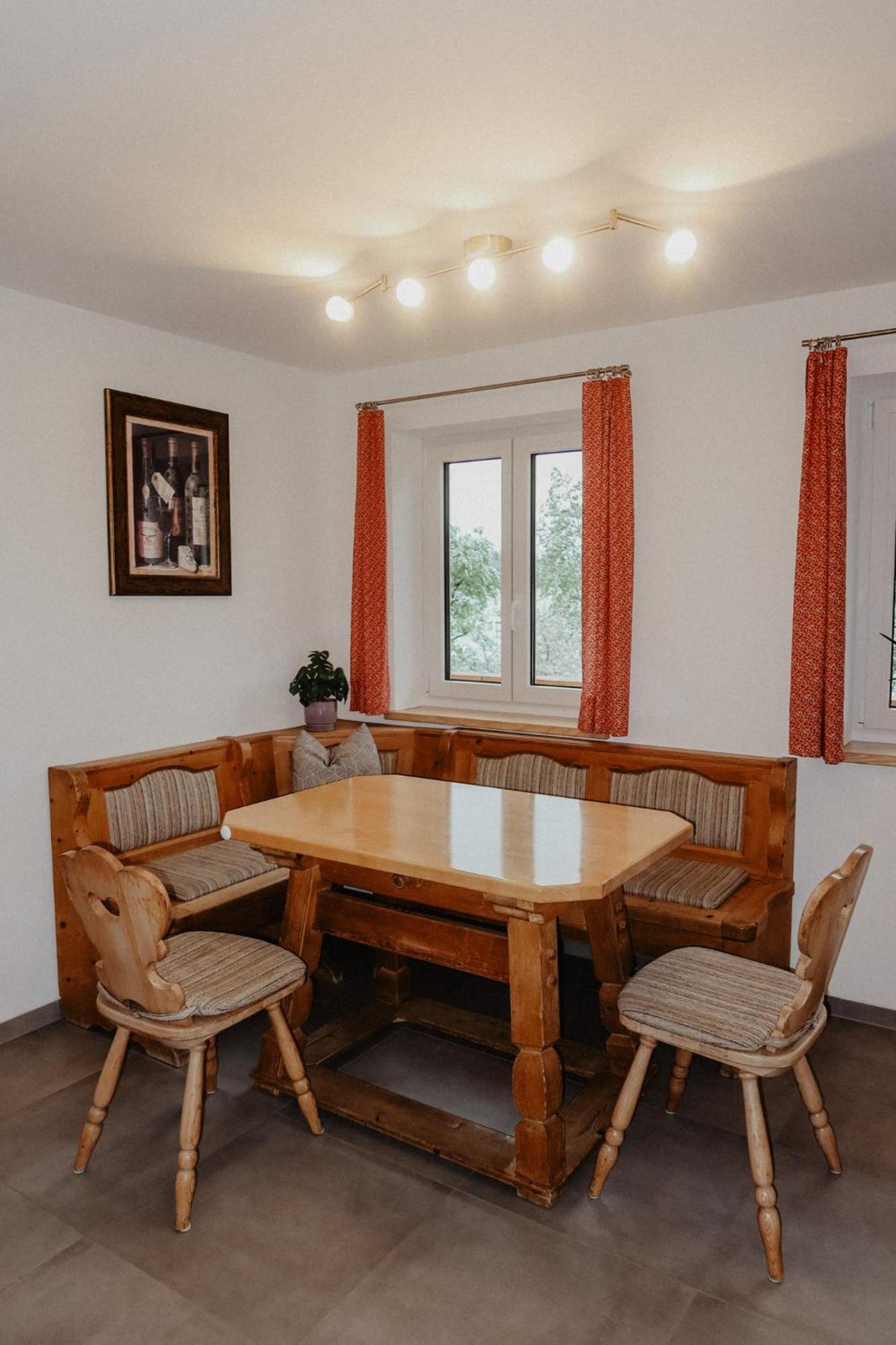 Ferienwohnung/Arbeiterwohnung Kampenwand โรห์ดอร์ฟ ภายนอก รูปภาพ